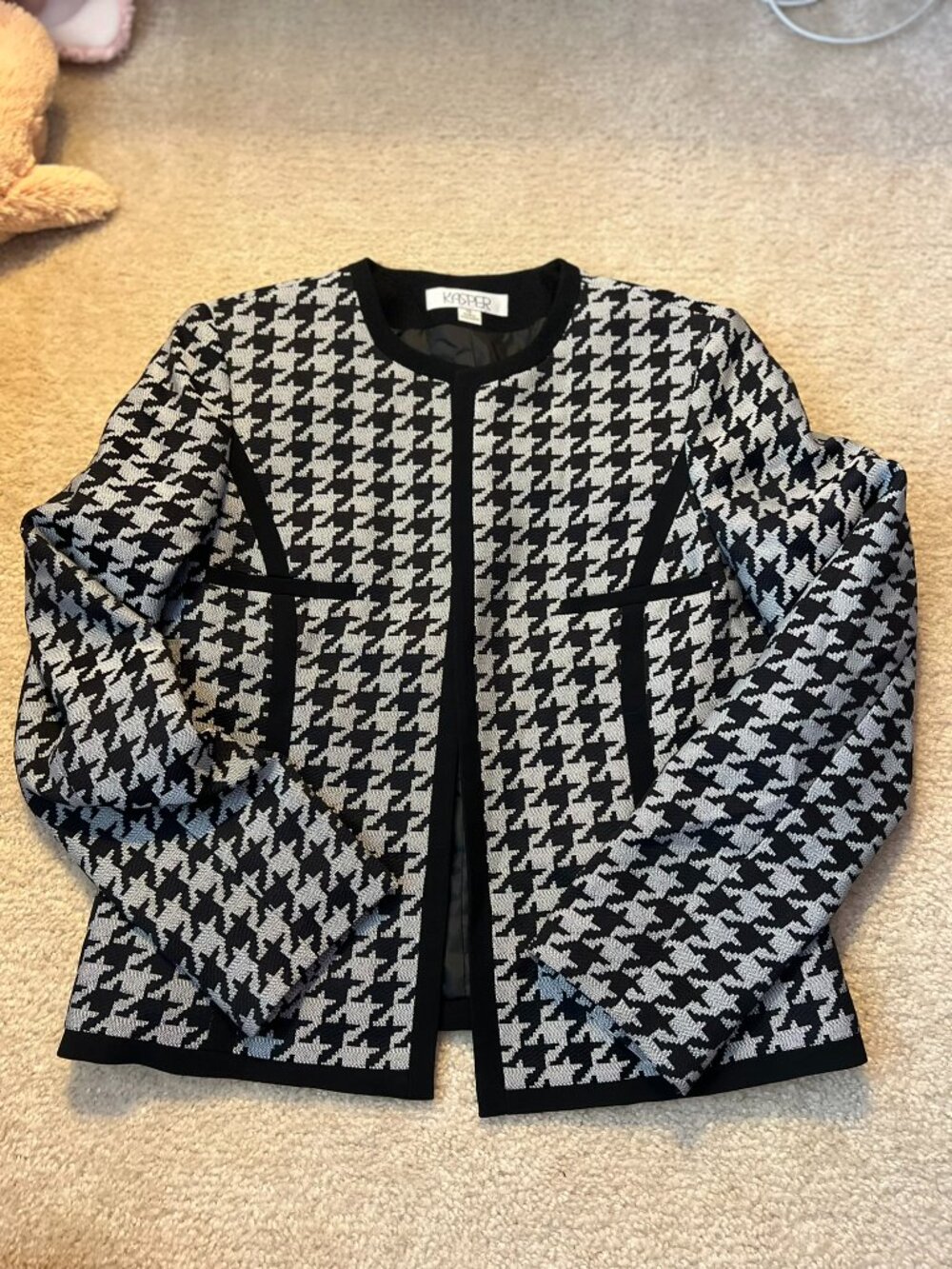 Kasper Women's Houndstooth Blazer in Black and White